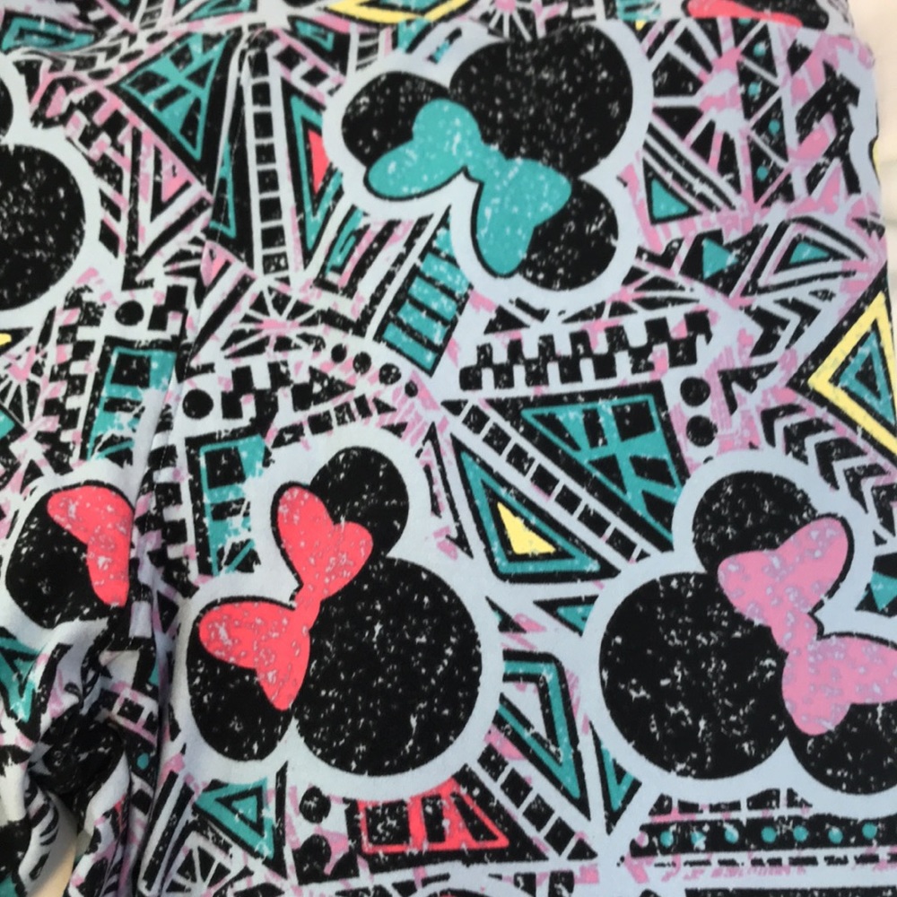 Disney’s Minnie Mouse Super Soft LuLaRoe Leggings - Picture 5 of 5
